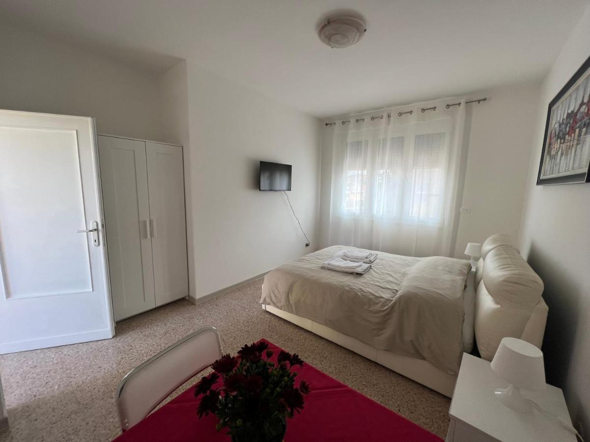 Casa Roma Rooms& Apartmens パドヴァ エクステリア 写真